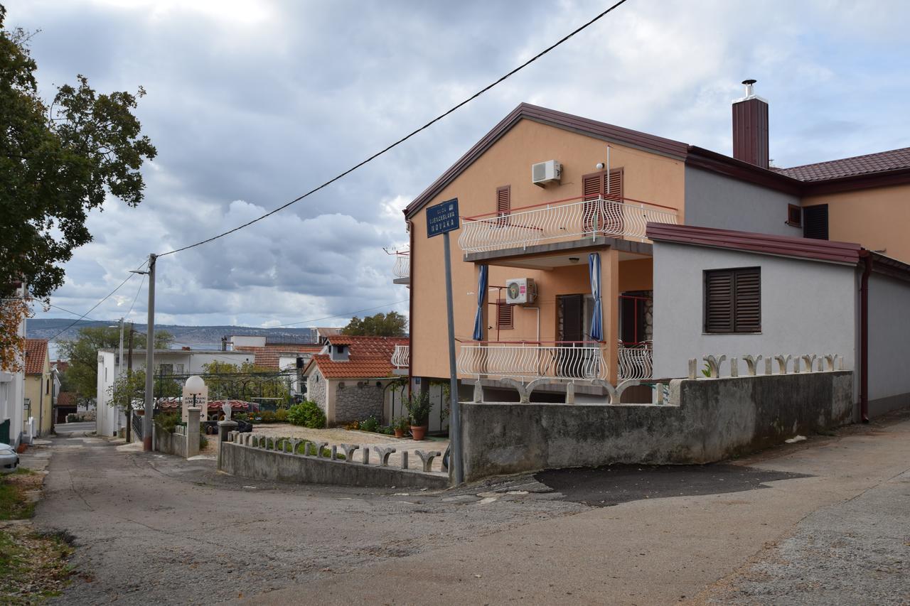 Apartments Mira Starigrad Paklenica Habitación foto