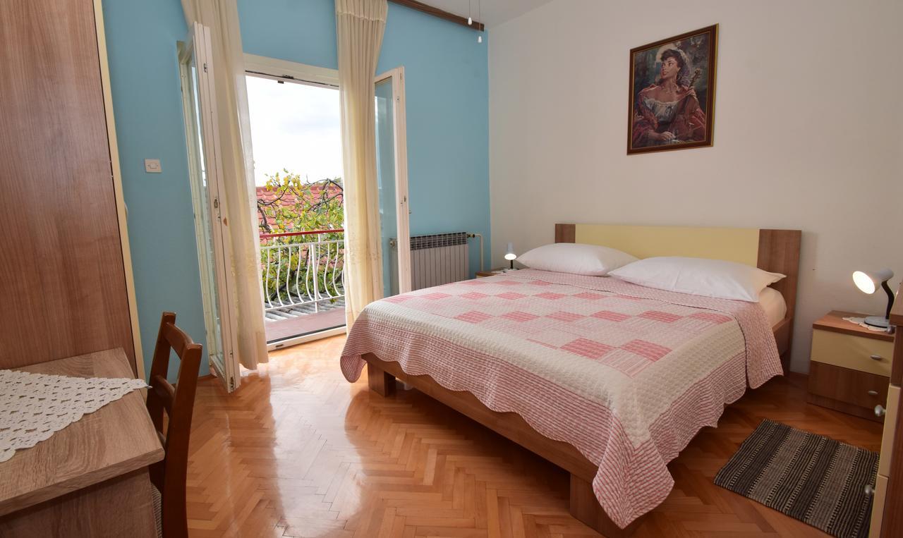 Apartments Mira Starigrad Paklenica Habitación foto